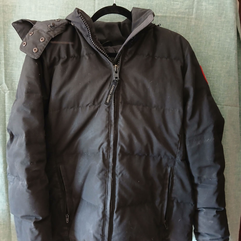 Canada Goose Men's Dark Puffer Jacket
